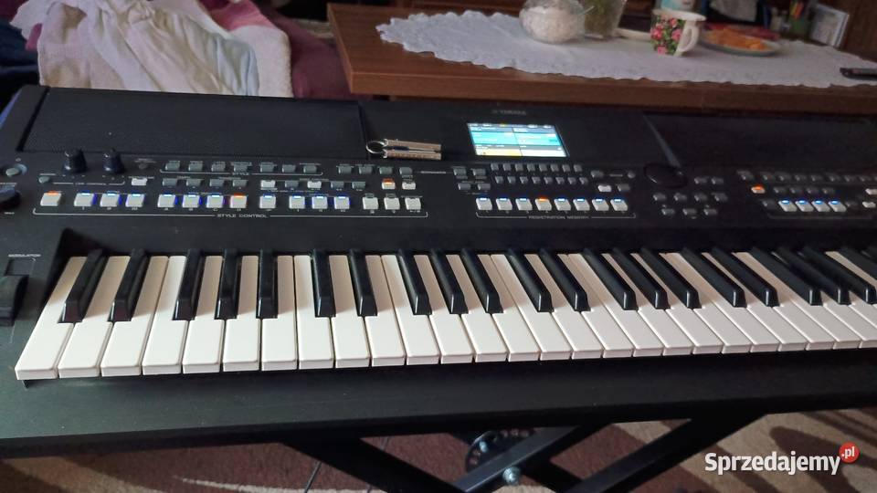 Keyboard Yamaha psr sx 600