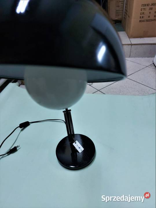 Sprzedam Okazałą lampę biurkową w pełni Chorzów