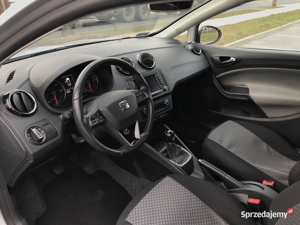 SEAT IBIZA 2016