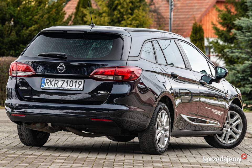 OPEL ASTRA K Samochody osobowe podkarpackie Targowiska sprzedam