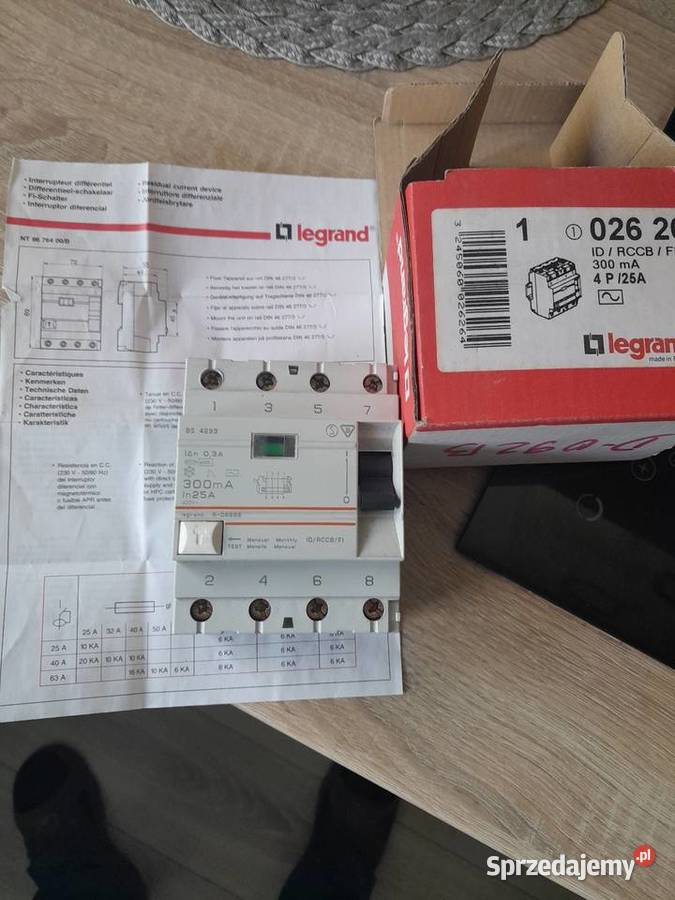 Przełącznik nadmiarowo prądowy Legrand nowy Ozorków