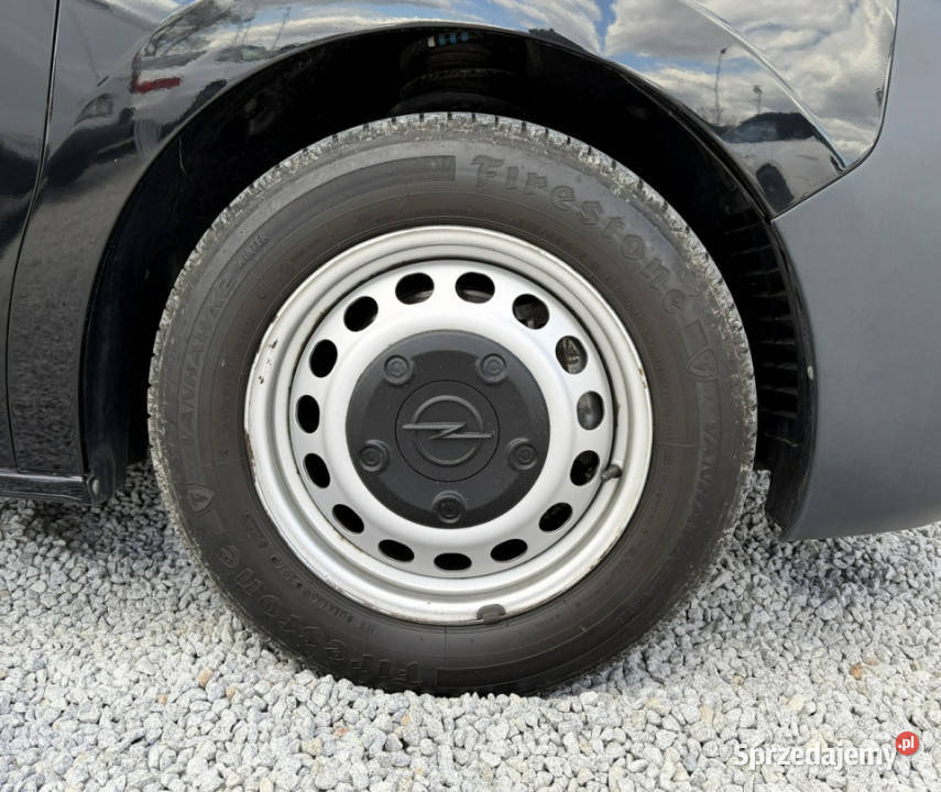 Opel Vivaro Klimatyzacja Nawigacja Tempomat manualna sprzedam
