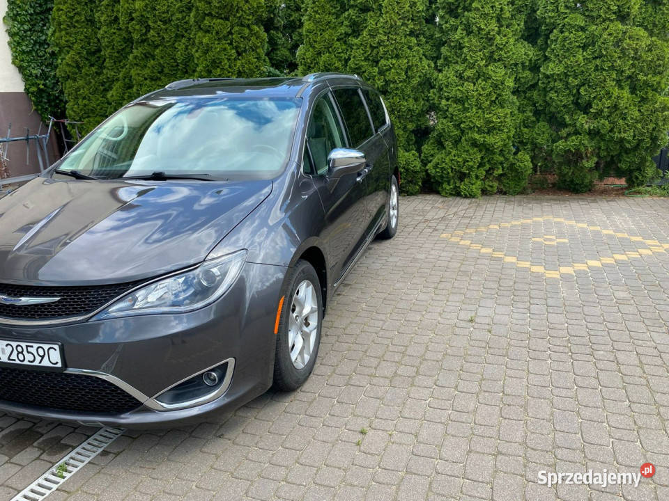 Chrysler Pacifica Chrysler Pacifica 2020 w kamera cofania Pacifica podlaskie Białystok
