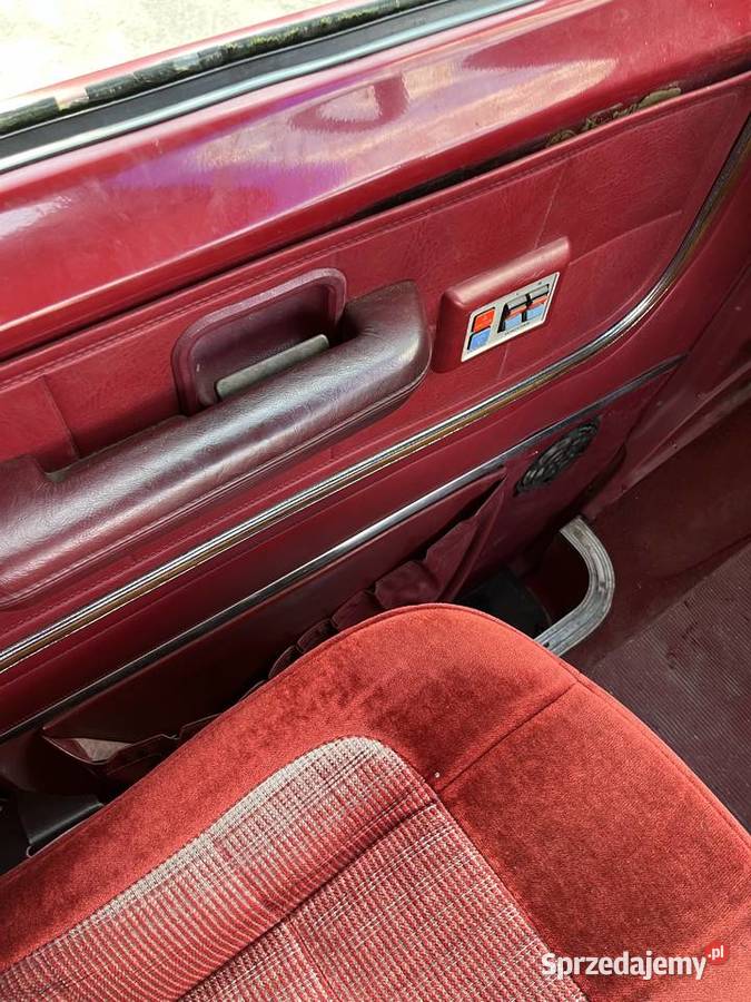 Ford Econoline E150 XL 50 V8