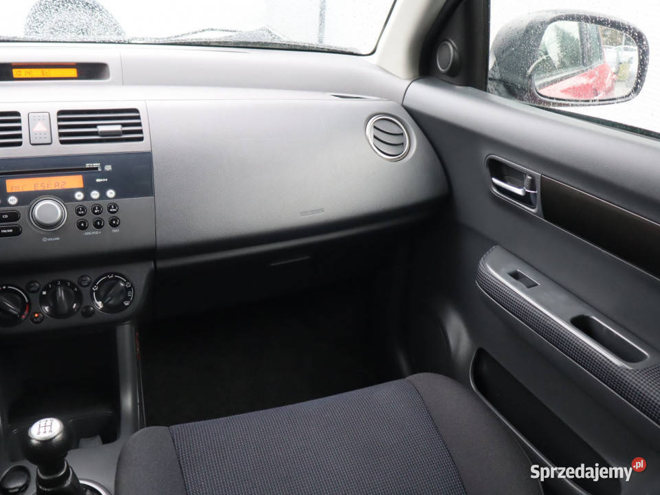 Suzuki Swift 13 światła przeciwmgielne