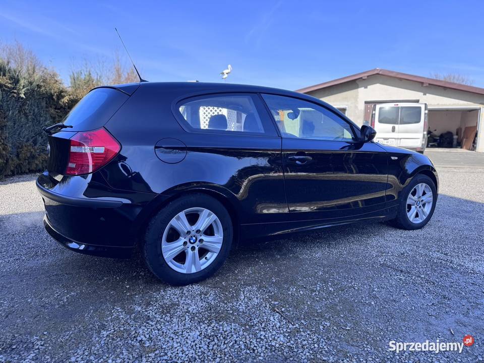 BMW e87 116i benzyna 2010 lift z Niemiec klima Krzeszów
