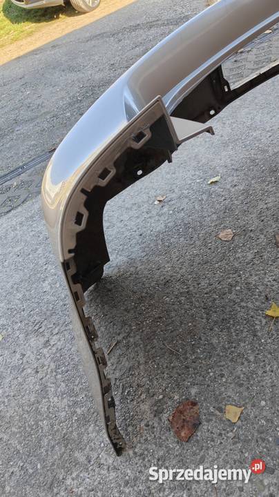 VW Touran 2010 zderzak tył pod 6x PDC i hak LA1X Jaworzno