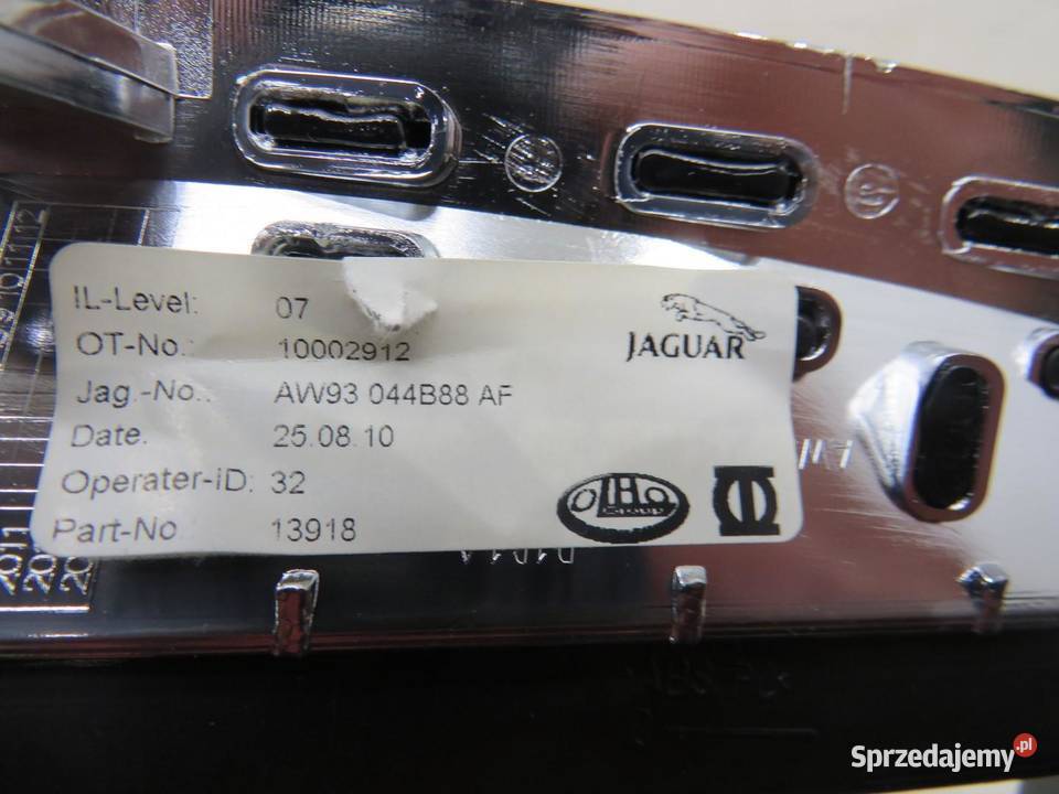 RAMKA RADIA JAGUAR XJ X351 AW93044B88AF