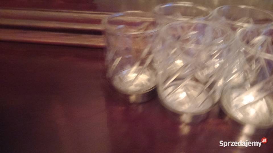 Kieliszki krysztalowe w srebrzone podstawie mazowieckie