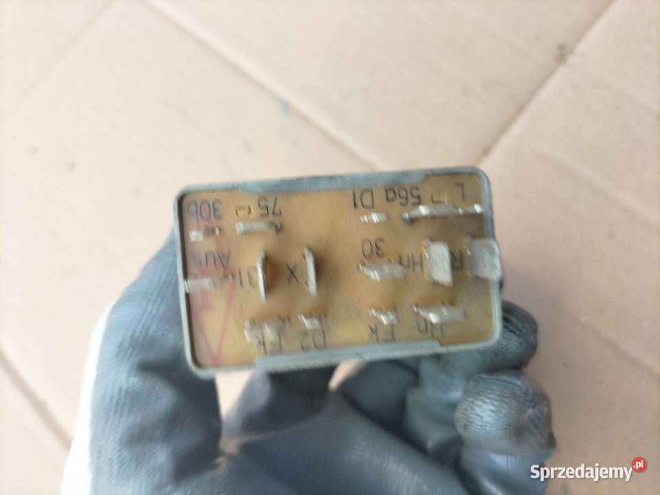 PRZEKAŹNIK 73 895096 443953233 osobowe