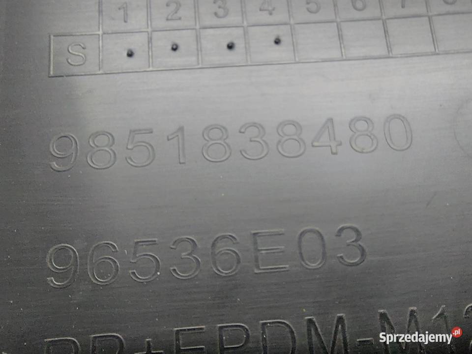 OPEL Grandland II Chlapacz przód prawy