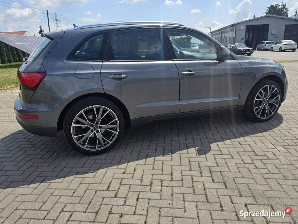 Audi Q5 20tdi SkóryNaviKlimatr 2 aluminiowe felgi Q5 łódzkie Kutno