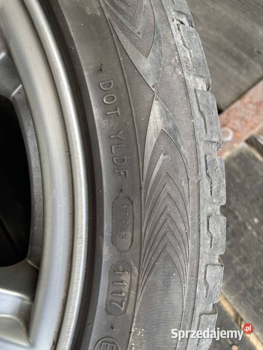 Alufelgi Volvo 17 opony komplet oryginał z S60 Zawiercie