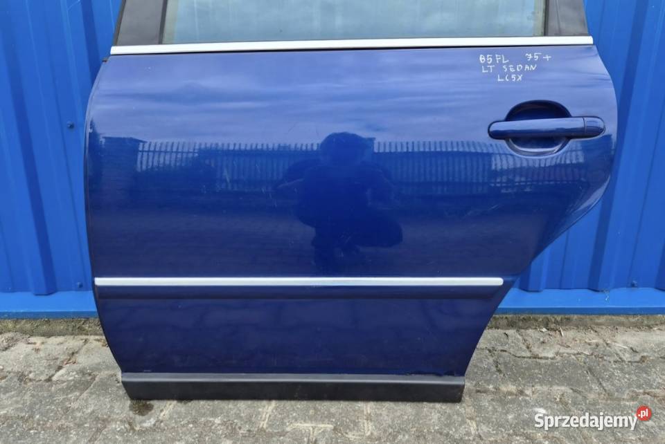 DRZWI TYŁ LEWY LEWE VW PASSAT B5 FL SEDAN osobowe Działoszyce
