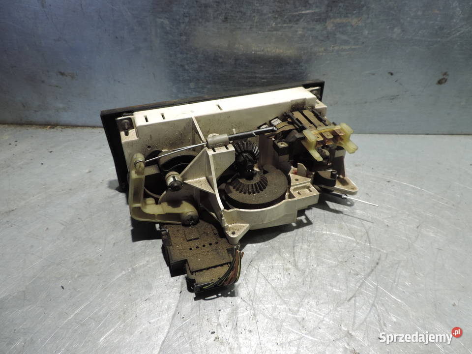 PANEL STEROWANIA NAWIEWU KLIMY 893959621 AUDI 80 Nowy Sącz