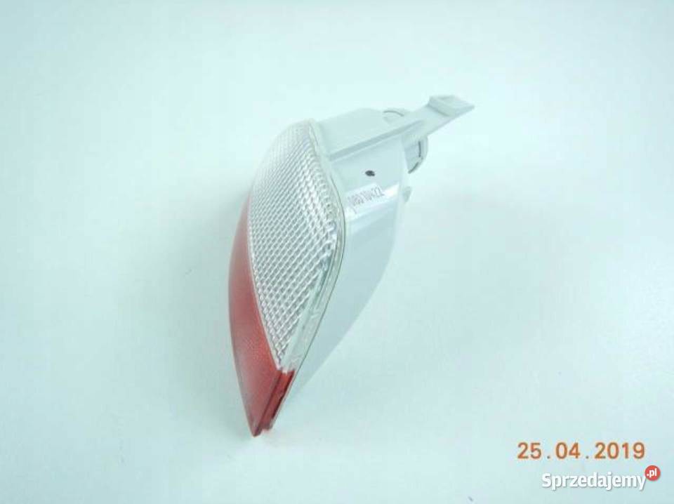 LAMPA PRAWY TYŁ FORD FOCUS 0408 C 0307