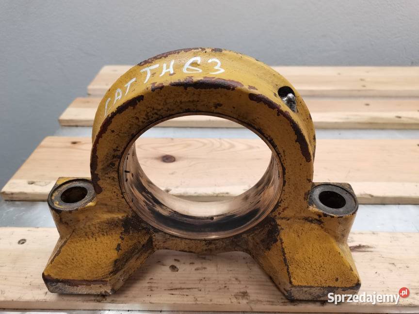CAT TH 63 Ucho osi Wilkowo sprzedam