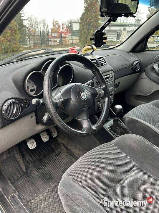 ALFA ROMO 147 manualna lubelskie Krzywystok