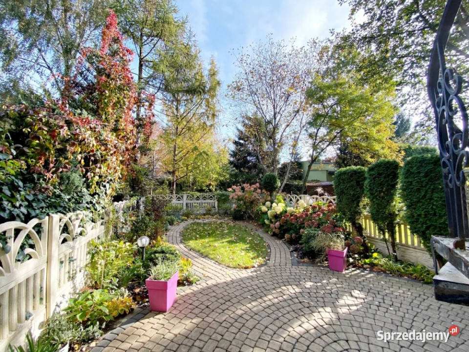 Stare Włochy segment w zielonej okolicy Warszawa