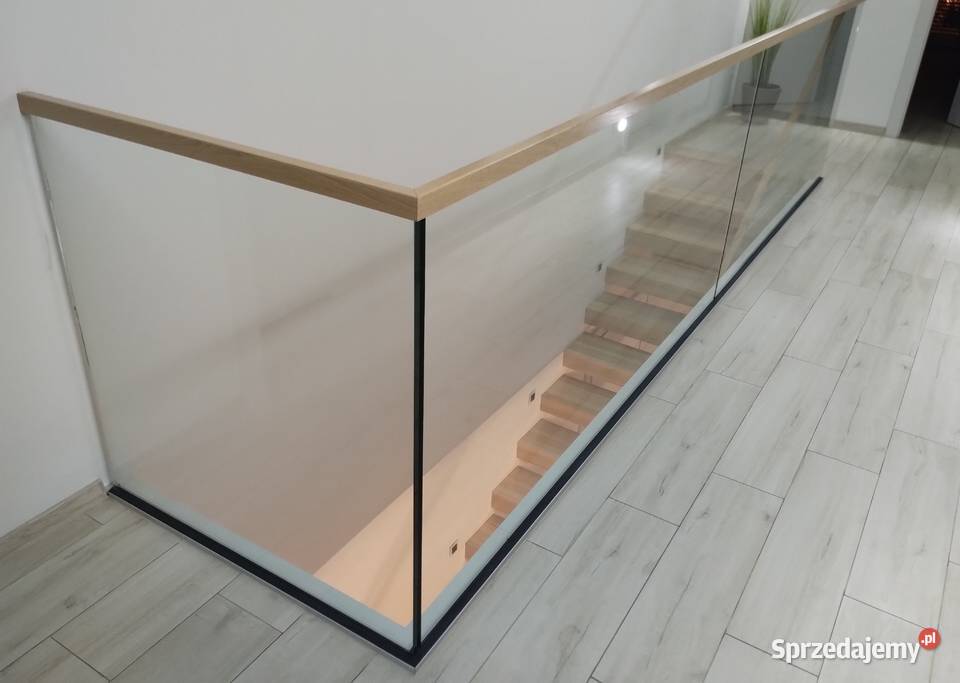 Balustrady szklane barierki balkon taras schody Tokarnia