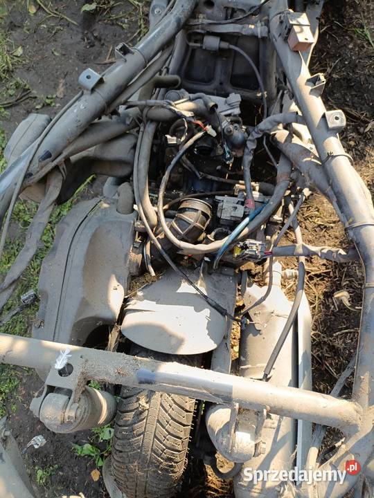 Piaggio MP3 silnik 125 na części gaźnik tłumik