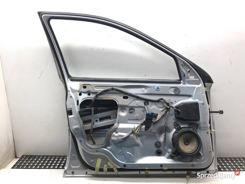 DRZWI LEWY PRZÓD VOLVO XC70 Kombi 9707 osobowe