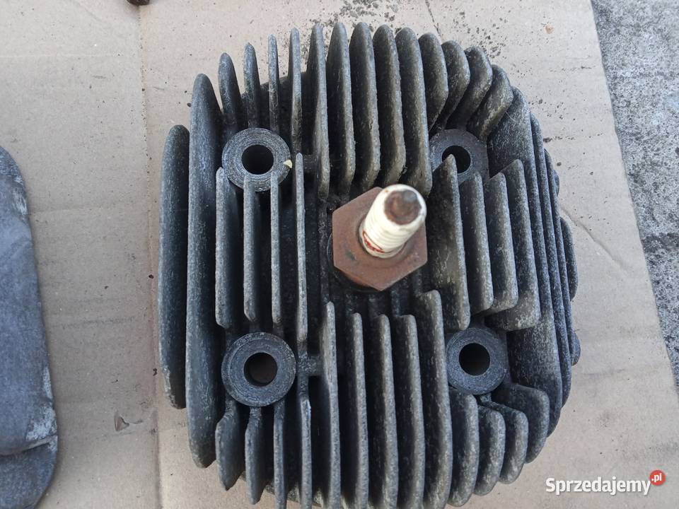 Trabant 601 glowica osobowe Stalowa Wola