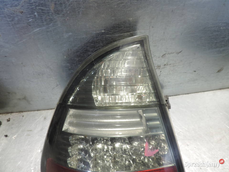 BMW E46 LIFT KOMBI LAMPA LEWY TYŁ Oświetlenie Nowy Sącz