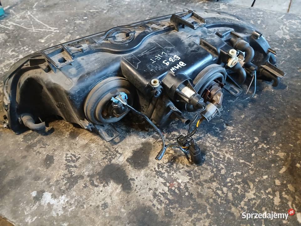 Lampa prawa przednia Soczewka Ringi BMW E39 lift Radłów
