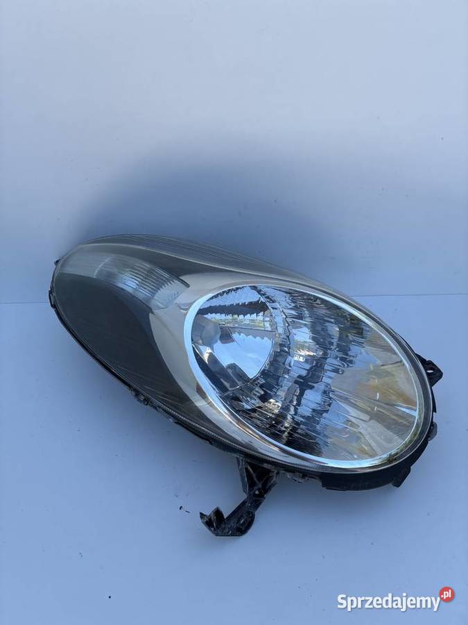 Nissan MICRA K12 26010 bg 10b 89074321 LAMPA