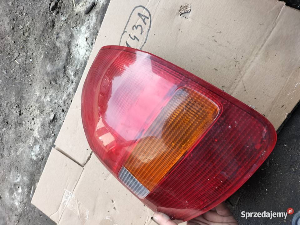 HONDA CIVIC 6 VI LAMPA TYŁ PRAWA osobowe lubelskie Kamień-Kolonia