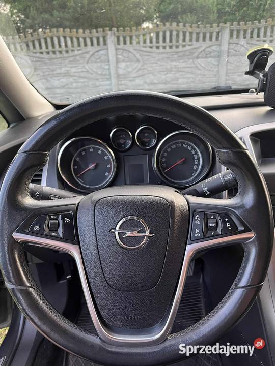 Sprzedam Opel Astra 4 2010r ASR (kontrola trakcji)