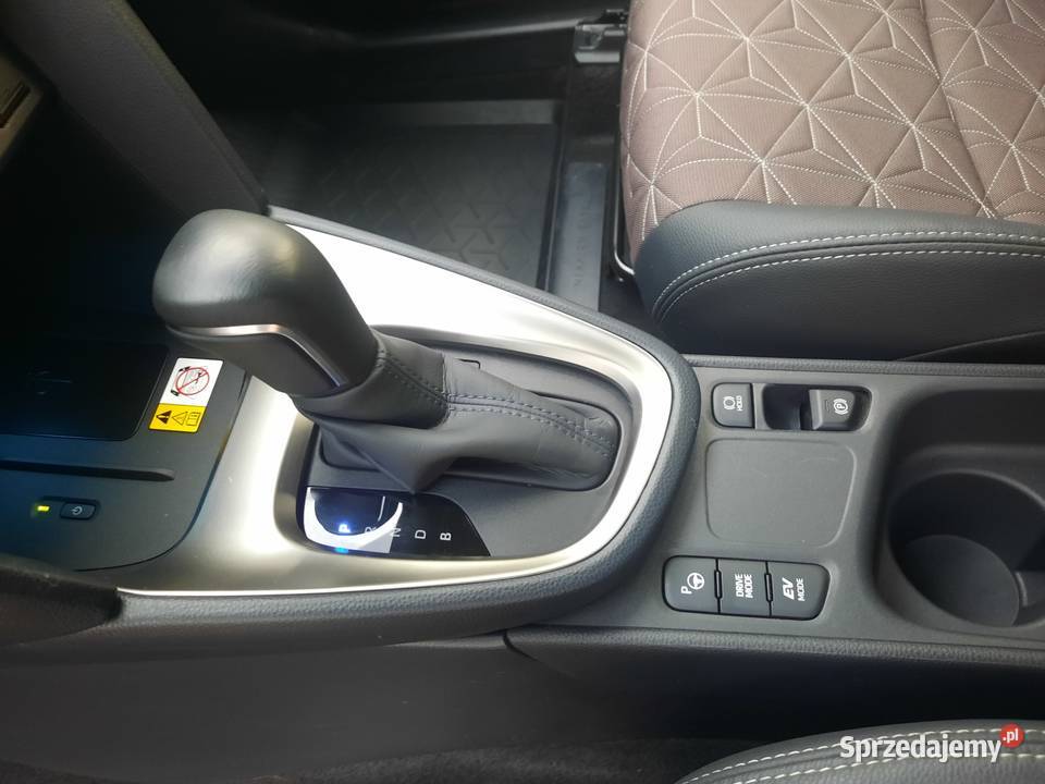 Toyota Yaris Cross Hybrid 15 Executive 130 18tkm gniazdo USB Jaśkowice