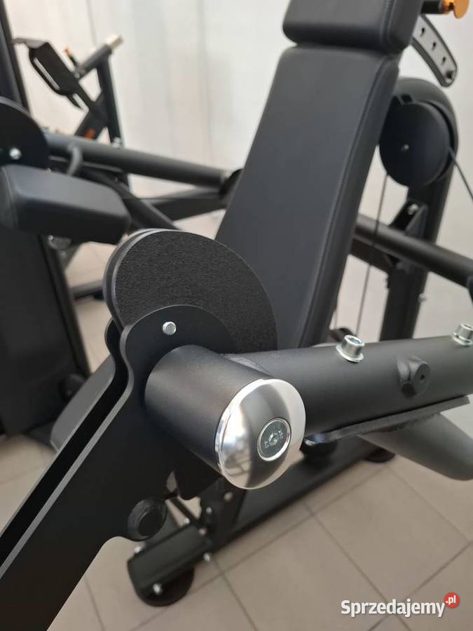 Maszyna IsoLateral Seated Biceps Curl RE8031