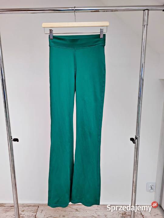 Zielone rozszerzane legginsy sportowe DryMove Liszki