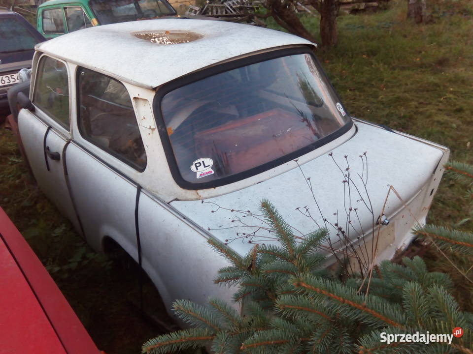 Dwa trabanty 11 polo osobowe podkarpackie Jaszczew