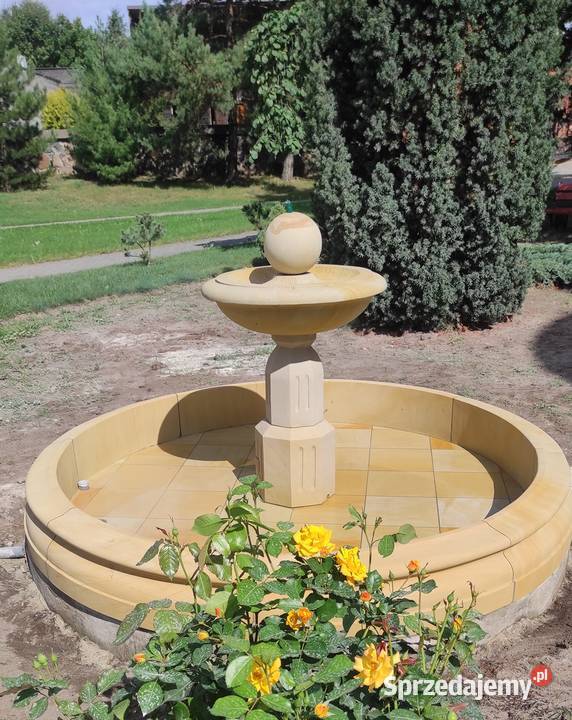 Fontanna ogrodowa z piaskowca naturalnego Kamienna Góra sprzedam