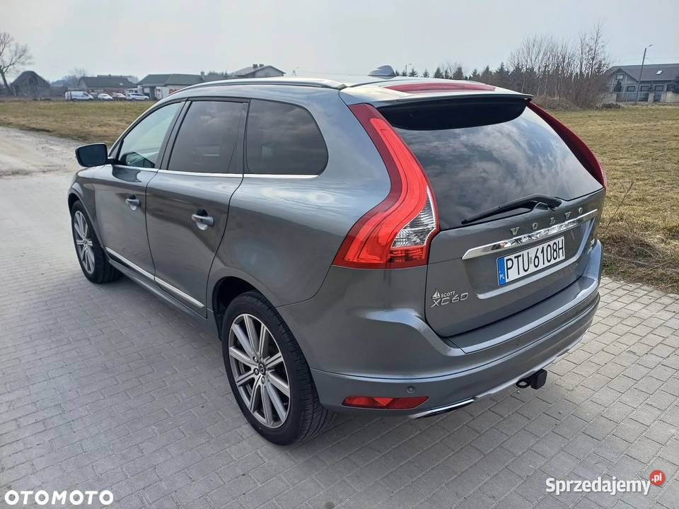 Volvo XC 60 T6 AWD 20L 2016roku aluminiowe felgi Turek