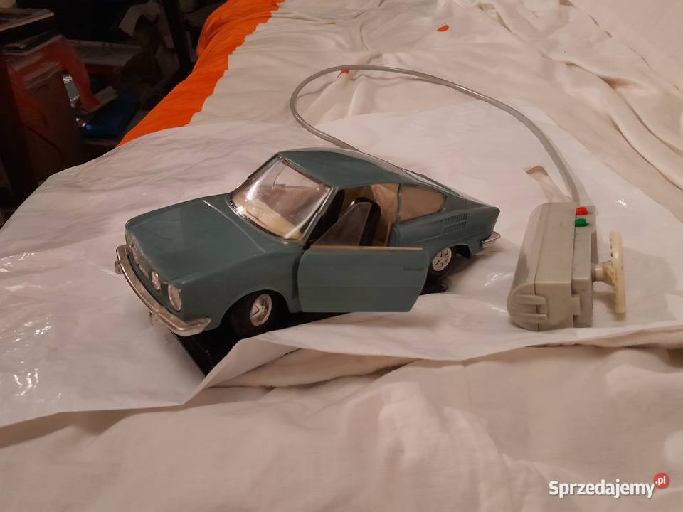 Czechosłowacja samochód zabawkowy Skoda 110R AGD drobne Warszawa