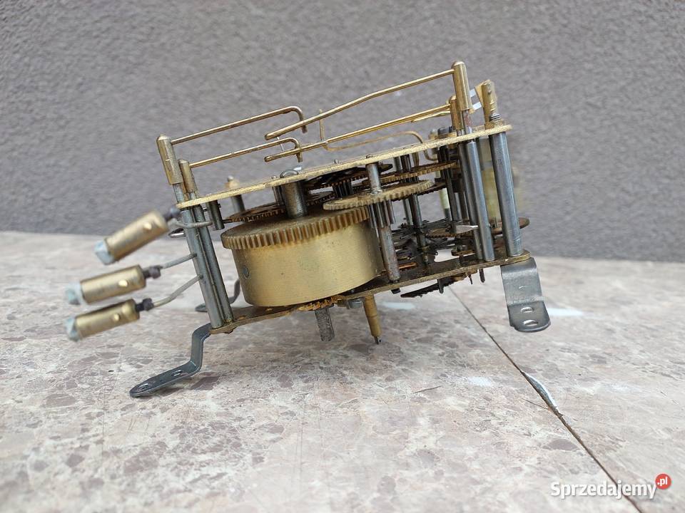 M006 Mechanizm starego zegara kominkowego
