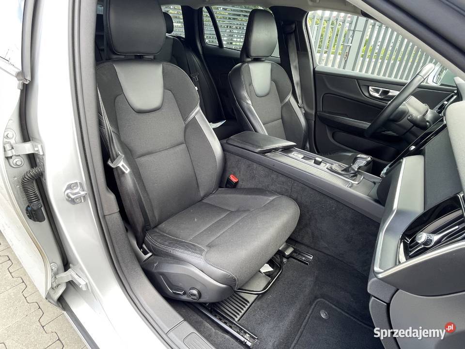 VOLVO V60 II 20 Diesel D3 150 2020r 122 810 tempomat Rzeszów