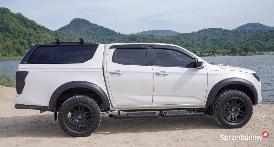 Zabudowa Paki PREMIUM HARDTOP 4x4 Venture ISUZU Pasłęk