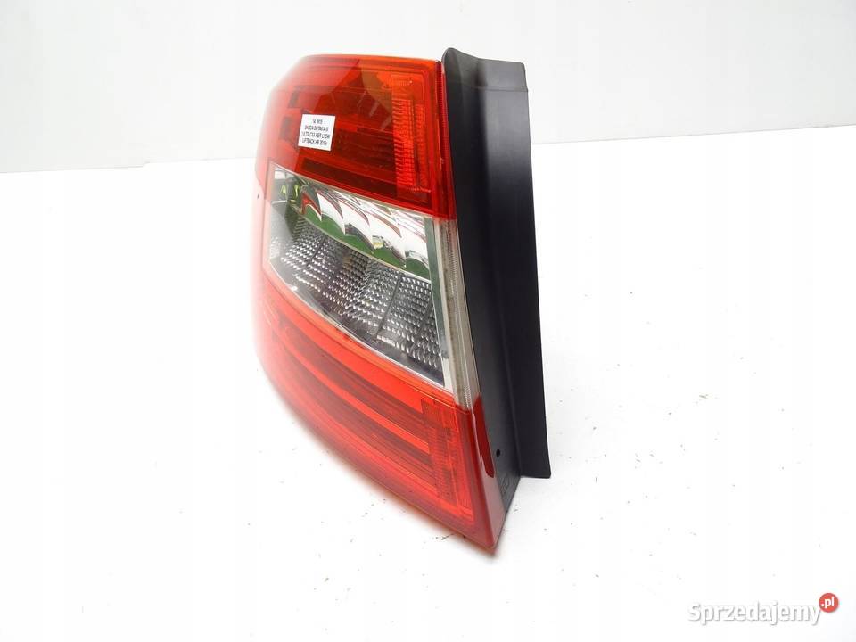LAMPA LEWY TYŁ LEWA TYLNA W BŁOTNIK 5E5945095A