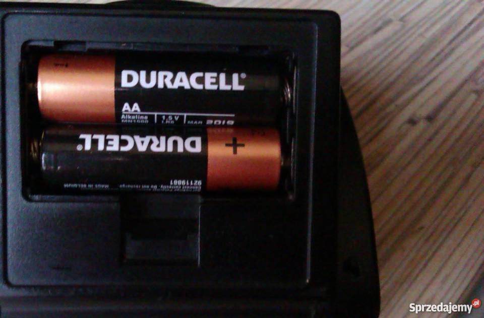 Elektroniczny budzik z dużym podświetlanym sprzedam