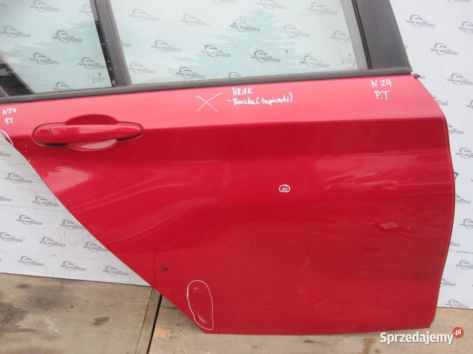 BMW F20 12r drzwi prawe tył