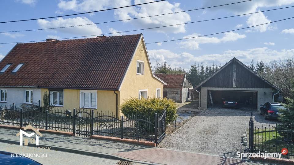 Dom bliźniak w Sępopolu duży garaż uroczą warmińsko-mazurskie