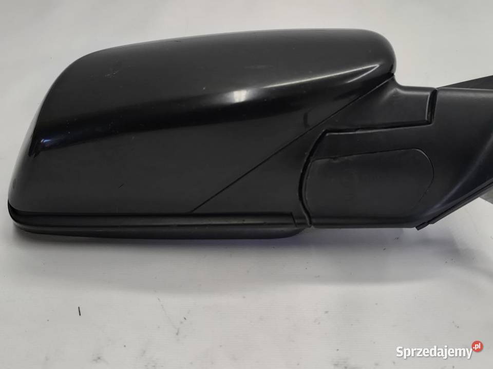 LUSTERKO PRAWE 5PIN EUROPA 668 BMW E61