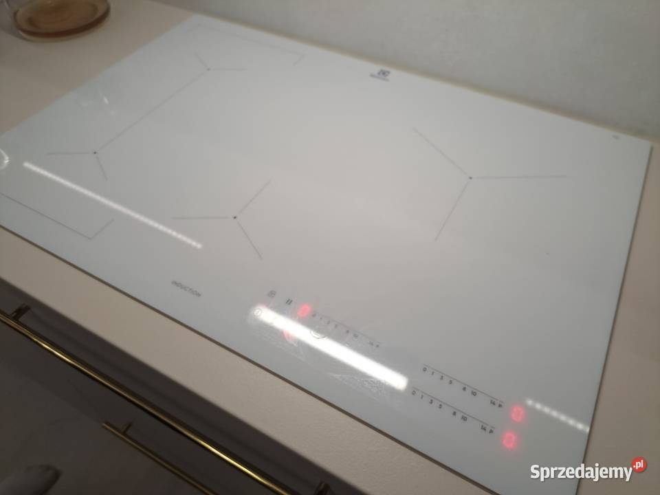 Płyty indukcyjne podłączenie Trawniki