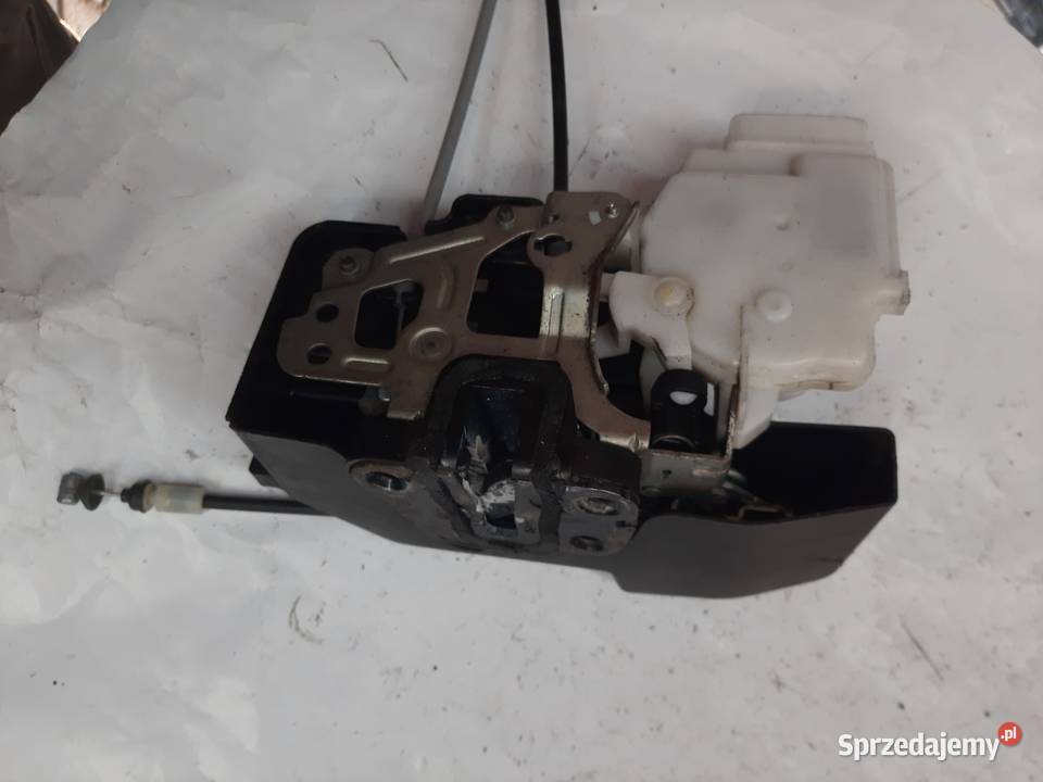 Kia Carens III Zamek Drzwi Lewy Przód