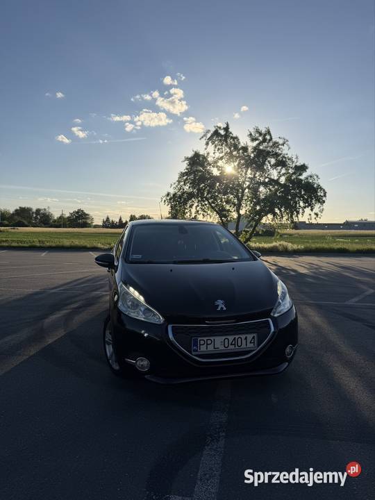 Peugeot 208 16 eHDi 92 gniazdo USB Pleszew